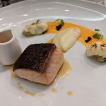 de Soematra 1910 - メインのサーモン料理