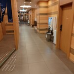 ドーミーイン - ロビーからの廊下