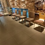 ドーミーイン - ドーミーイン　プレミアム　入り口のロビー前