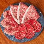 Carefully selected Japanese beef lean set