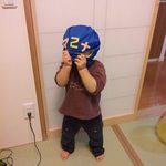 サロン・ド・テ・ジャマン - 2013.2. 酔っ払いたちに変なマスクをかぶせられ激怒な長男