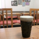 浅草洋食 クロモジ亭 - ちょい呑みセット（1.000円税込）の生ビール。
