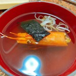 すし徳 - 激うまエビ頭入りお吸い物