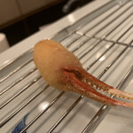 串揚げ串仙 - 蟹の爪は蟹酢をくぐらせて