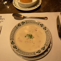 ロウリーズ・ザ・プライムリブ 恵比寿ガーデンプレイス店 - 