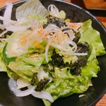 Yakiniku Sakaba Tomo Sankaku - チョレギサラダもシャキシャキ^ - ^