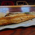 丸千葉 - ほっけ焼き。