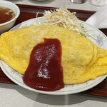 中国菜館 岡田屋 - オムライス（1020円）