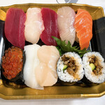 角上魚類 - 【2022年03月】寿司折(赤身)＠920円。