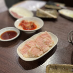 炭火焼肉ホルモン うらら - シマチョウ