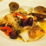 アクア パッツァ - カサゴのアクアパッツァ取り分け.JPG