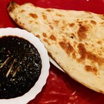 インド料理 インディアンハット - キーマブラックカレー＆ナン