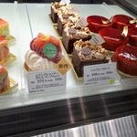 パティスリー ユウ ササゲ - ムラングシャンティ カシス パンプルムス