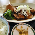 Oomiya kokusai kantorii kurabu resutoran - 中華ランチ 角煮定食！！美味い