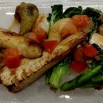 ビストロ　アギャット - 鮑のムニエル、ホワイトアスパラ、長岡京の筍、菜の花のソテー