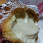 エスト・ローヤル - とろとろのカスタードクリーム、これが絶品