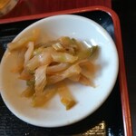 純伝統四川家庭料理 芊品香別館 - ザーサイ