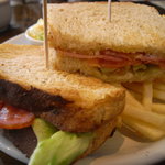 ビッグママカフェ - BLT SANDWICH 955円　（ベーコン　レタス　トマト）