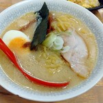 Ganso Sapporo Ya - 半味噌ラーメン ♪