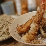 蕎麦心 きりがね - 平日の昼セット(海老天丼と蕎麦)