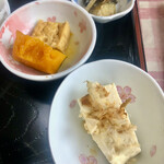 はかたや中村鮮魚店 - 冷奴は木綿　南瓜と厚揚げの煮物