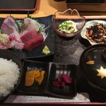 Nihombashi Genkai - 刺身定食