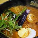 SAMA - 野菜カリー、ココナッツスープ、10辛