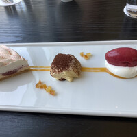 THE COSMOPOLITAN GRILL BAR TERRACE - 