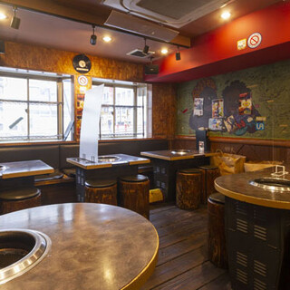 "Convenient Access ◎ A Lively Store with Music from Around the World"