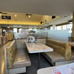 デニーズ - 店内