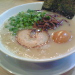 ぼたん - 味玉ラーメン