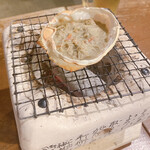 毎日！北海道物産展 ネオ炉端 道南農林水産部 - カニ味噌と身を七輪で焼く。小さいが悪くは無い。