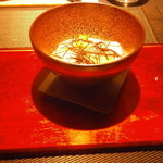 エクアトゥール - 白子のフラン　黒トリュフ