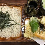 そば処山茂登 - '22/05/02 野菜天ざる（税込950円）