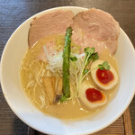 麺69 チキンヒーロー - 鶏極濃　味玉プラス