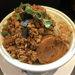 らーめん三極志 - 台湾二郎系らーめん(950円)