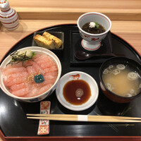 すし いわ - 南蛮海老丼