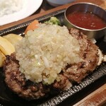 スエヒロ館 - ネギ塩牛タンハンバーグ