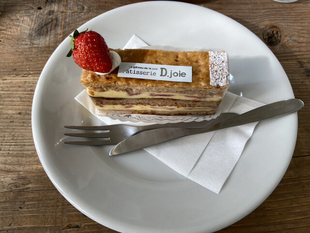 パティスリー デ・ジョワ（D.joie【旧店名】菓子舗まん平） - さくらんぼ東根（ケーキ）の写真