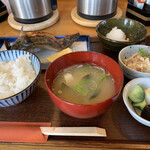 Meshi Sakai - 八戸沖さば塩焼き定食を少し斜め上から見たセット