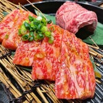 Oumiyakiniku Horumon Sudaku - 近江牛カルビ❗️これは絶対注文必須❤️