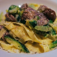 イル カルディナーレ 銀座本店 - 仔牛と春野菜のラグーソースのタリアテッレ