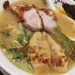 七志 とんこつ編 - 七志ラーメン