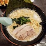 横浜家系ラーメン 吟家 - 