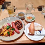 youshokukicchinshato- - 【2022.5.2(月)】本日のおかず(A)900円＋角ハイボール100円＋レモンサワー100円