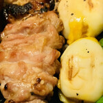 おみ乃 - ・焼鳥弁当 せせり＆エルフランス