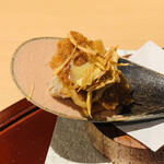 おみ乃 - ・レバーペーストとエシャレットの素揚げ