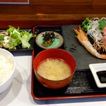 ふなえ食堂 - 刺身+エビフライの定食