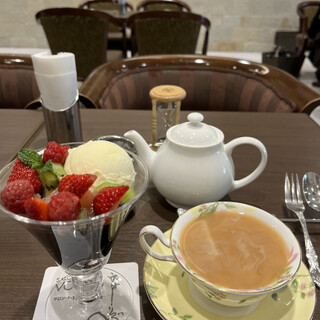 サロン ド テ ヴォーリズ_1