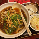 Tennenkyo - 日替り／チンジャオロース麺+半炒飯
